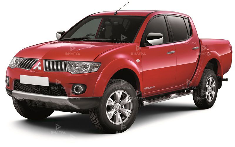 Замена прокладки поддона картера Mitsubishi L200 в Ростове-на-Дону