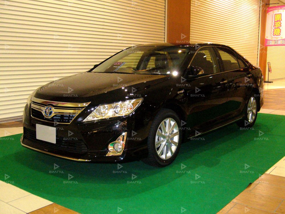 Cлесарный ремонт Toyota Camry в Ростове-на-Дону